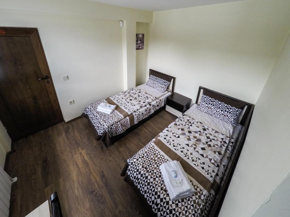 Divna Guest House ドスパット エクステリア 写真