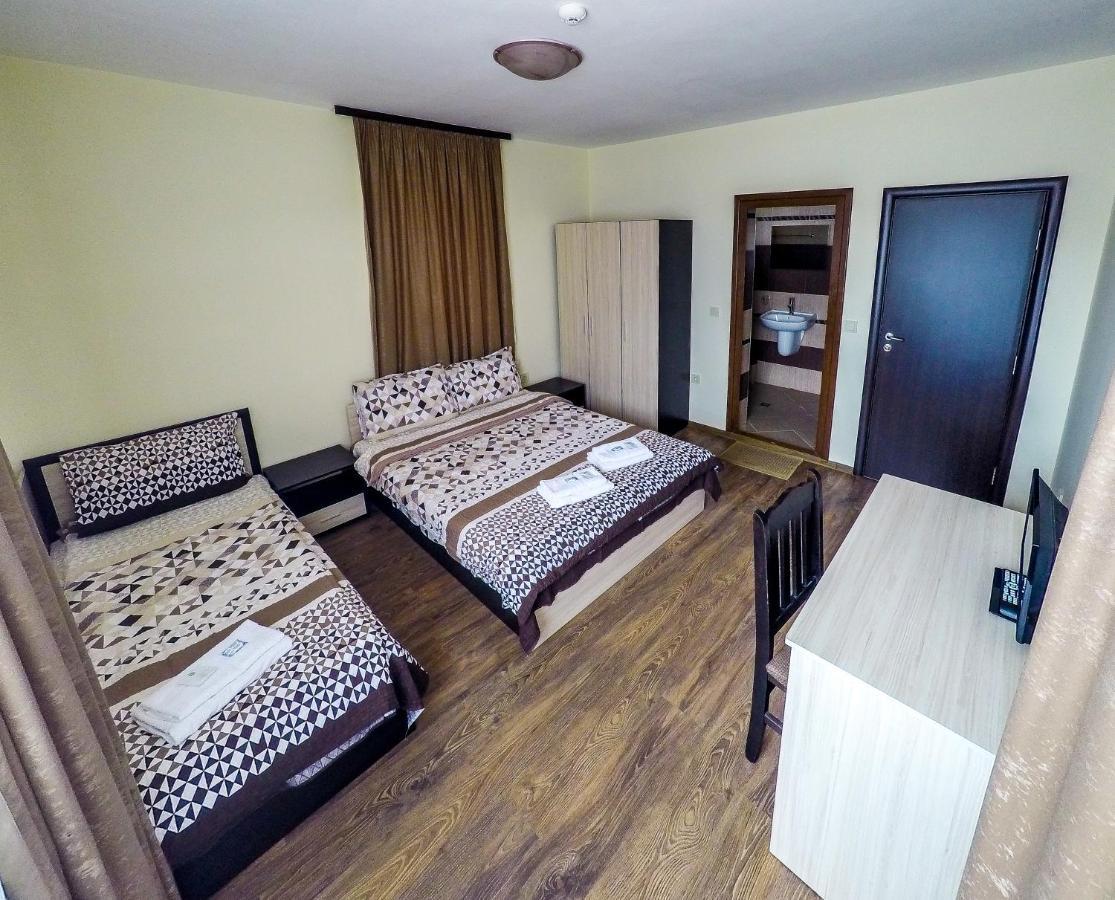 Divna Guest House ドスパット エクステリア 写真
