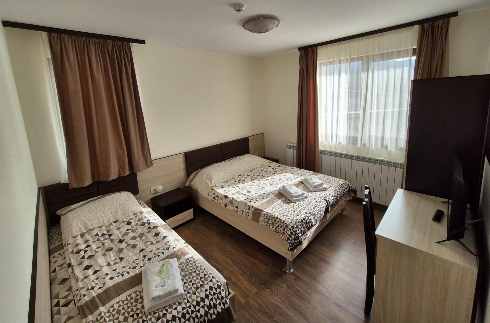 Divna Guest House ドスパット エクステリア 写真