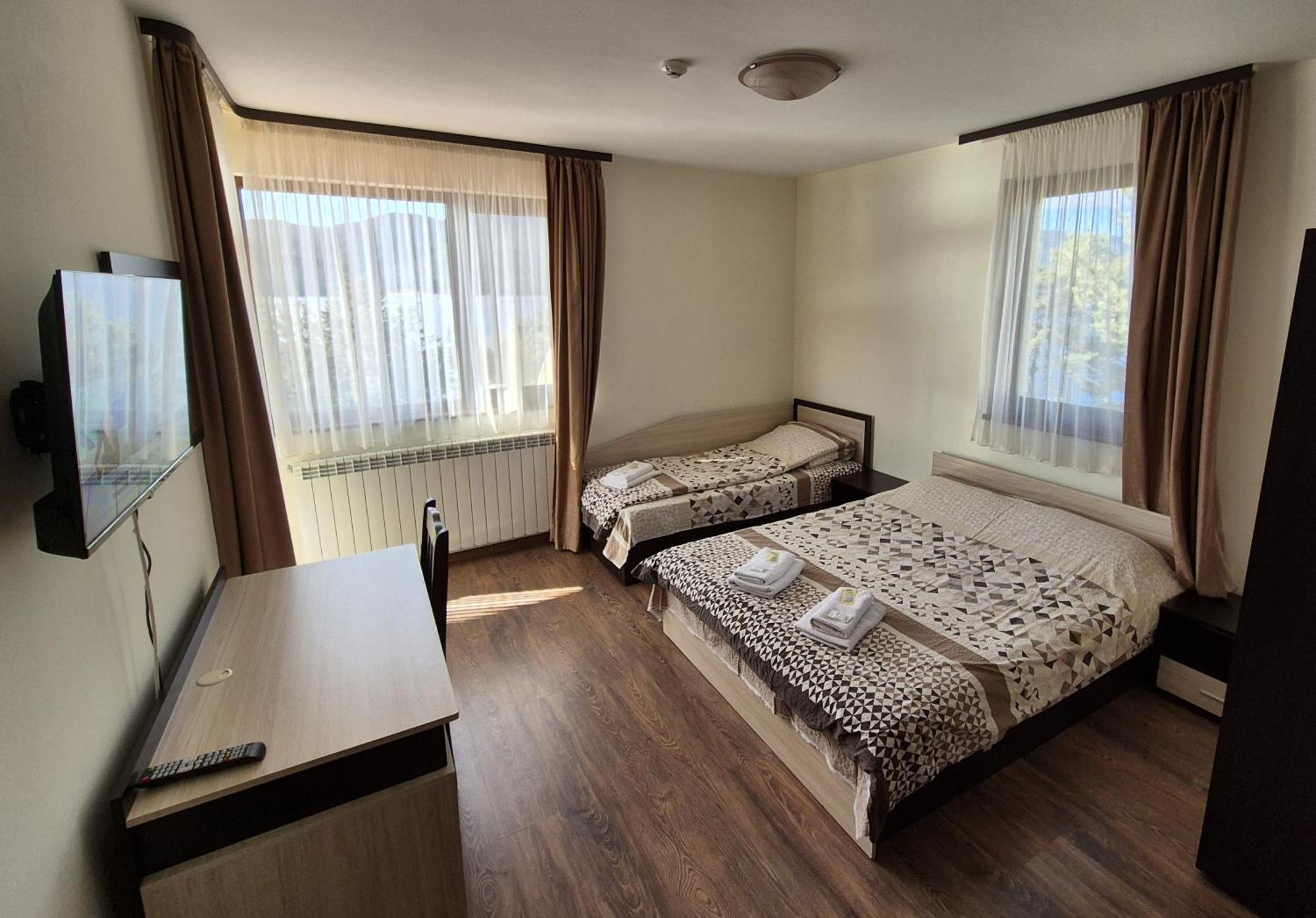 Divna Guest House ドスパット エクステリア 写真