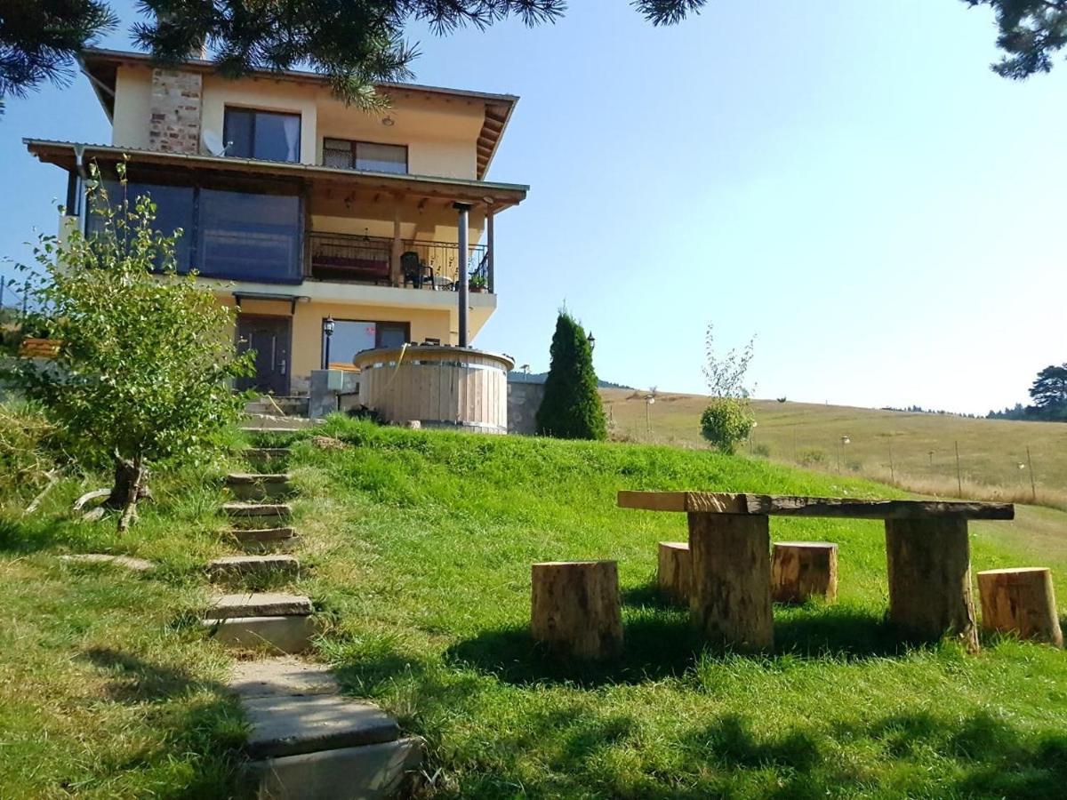 Divna Guest House ドスパット エクステリア 写真